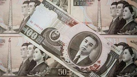 Sau lần định giá lại đồng nọi tệ, Triều Tiên giờ lại cấm sử dụng tiền nước ngoài (Ảnh: infiniteunknown)