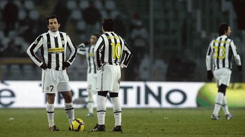 Juve thể hiện phong độ thất vọng trong giai đoạn cuối năm 2009. Ảnh: Getty Images