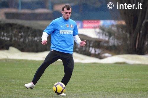 Pandev trở lại Inter theo bản hợp đồng có thời hạn đến năm 2014. Ảnh: Inter.it