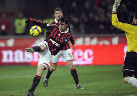 Inzaghi đã chơi khá nổi bật trong trận thắng của Milan. Ảnh: Getty Images