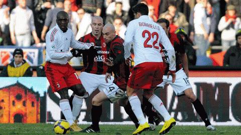 Phong độ của Milan đang xuống dần đều, và thêm khó khăn khi mất cả Borriello lẫn Seedorf. Ảnh: Getty Images