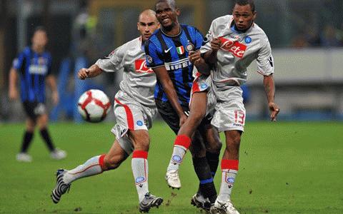 San Paolo luôn là nơi đi dễ khó về với Inter. Ảnh: Getty Images