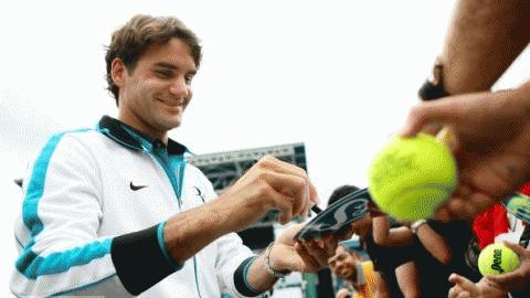 Federer là nhân vật trong năm 2009 của ATP. Ảnh: Getty