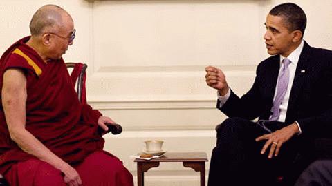 Dalai Lama (trái) trong cuộc gặp mới đây nhất với tổng thống Mỹ Barack Obama (Ảnh: Pete Souza/Nhà Trắng)