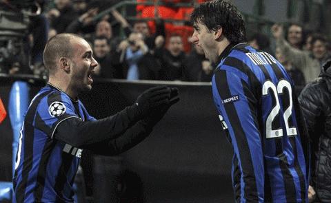 Với những con người mới như Milito và Sneijder, Inter đã khoác lên bộ mặt khác, ít nhất là sau trận lượt đi với Chelsea. Ảnh: Reuters