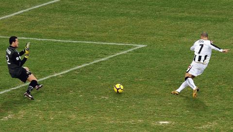 Pepe đã giúp Udinese dẫn bàn từ rất sớm... Ảnh: Getty Images