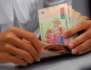 Lãi suất và rủi ro pháp lý