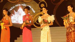 Hoa hậu Việt Nam 2010: Nước đã... đến chân!