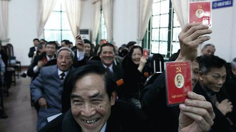Trí thức cần không biết sợ bị chụp mũ. Ảnh VNN