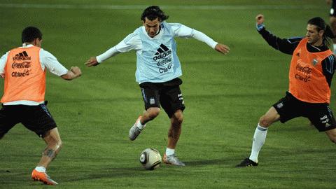 Tevez 'nhịn ăn' để lấy lại những gì đã mất