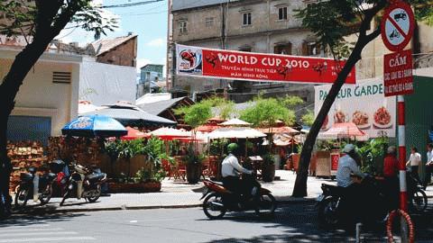 ...đến các ngã rẽ ở quận nhất - trung tâm Thành phố.