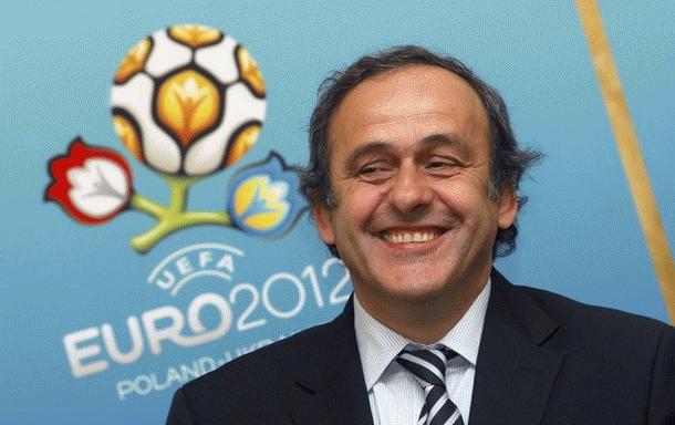 Huyền thoại bóng đá Platini