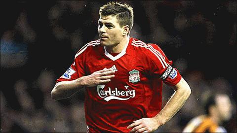 Thủ quân Gerrard tỏ ra rất vui mừng khi Joe Cole cập bến Liverpool. Ảnh: AP