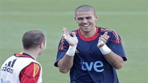 Theo thủ môn Valdes, Barca đang sở hữu một đội hình hoàn hảo ở thời điểm hiện tại. Ảnh: AP