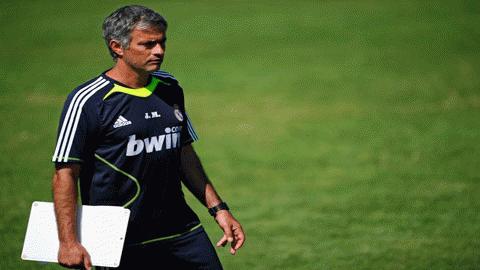 Theo Sneijder, Mourinho sẽ là người kế nhiệm HLV Ferguson trong tương lai. Ảnh: Getty