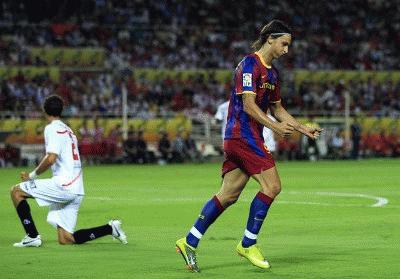 Đến Milan chứ, Ibra? Ảnh: Reuters.