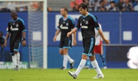 Schalke của Raul đang khởi đầu mùa giải không đúng hướng