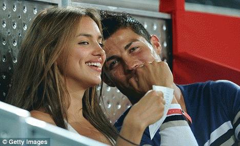 C.Ronaldo say đắm bên cô bồ Irina xinh đẹp