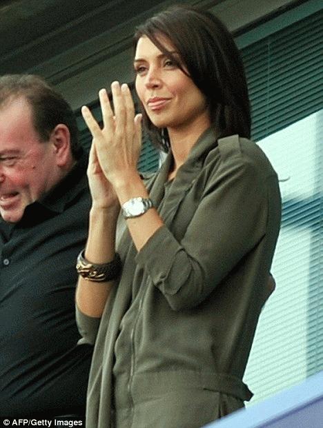 Sự xuất hiện của Christine Bleakley là liều doping tinh thần  hữu dụng cho Người không phổi