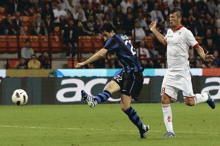 Milito ghi bàn, Inter thắng lớn trước  Bari