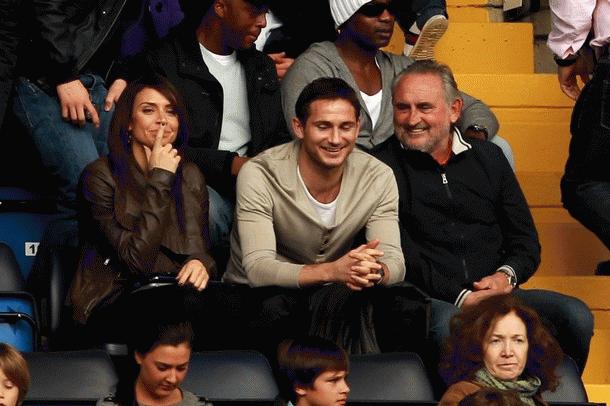 Lampard tiếp tục phải ngồi xem Chelsea thi đấu
