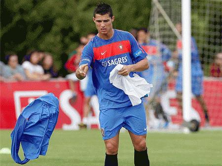 Ronaldo vẫn là thủ lĩnh quan trọng của đội tuyển Bồ Đào Nha