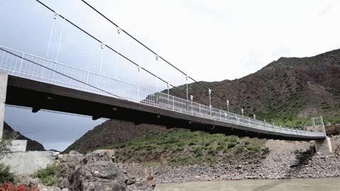 Một chiếc cầu mới xây ở Quambo. 