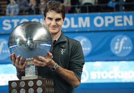 Federer đang cố gắng trở lại ấn tượng