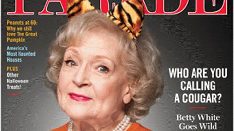 Nữ minh tinh Betty White trên bìa tạp chí Parade (ảnh: Showbiz)