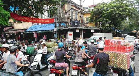 Giao thông ở Hà Nội (Ảnh: Patrick Smith)