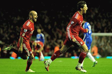 Torres tỏa sáng giúp Liverpool hạ gục Chelsea kiêu hùng