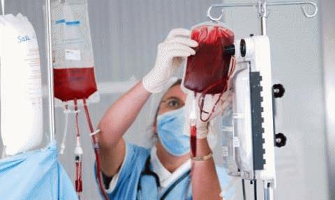 Việc tạo ra các tế bào máu trực tiếp từ các tế bào da sẽ giúp chấm dứt tình trạng khán hiếm trong ngân hàng máu của các bệnh viện do thiếu người hiến máu. Ảnh: Rex.