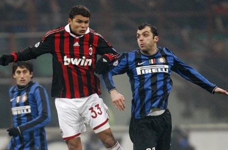 AC Milan được đánh giá nhỉnh hơn Inter vào thời điểm hiện tại.