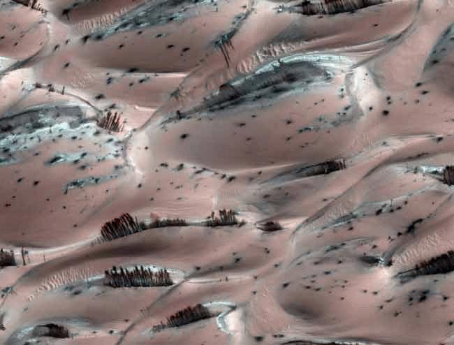Những hình ảnh kỳ thú về bề mặt sao Hỏa - images1909970 3 / Thiên văn học Đà Nẵng