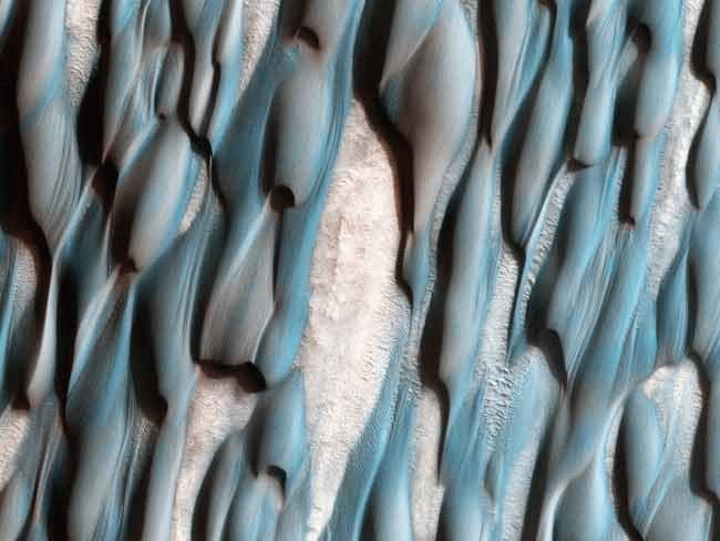 Những hình ảnh kỳ thú về bề mặt sao Hỏa - images1909971 4 / Thiên văn học Đà Nẵng